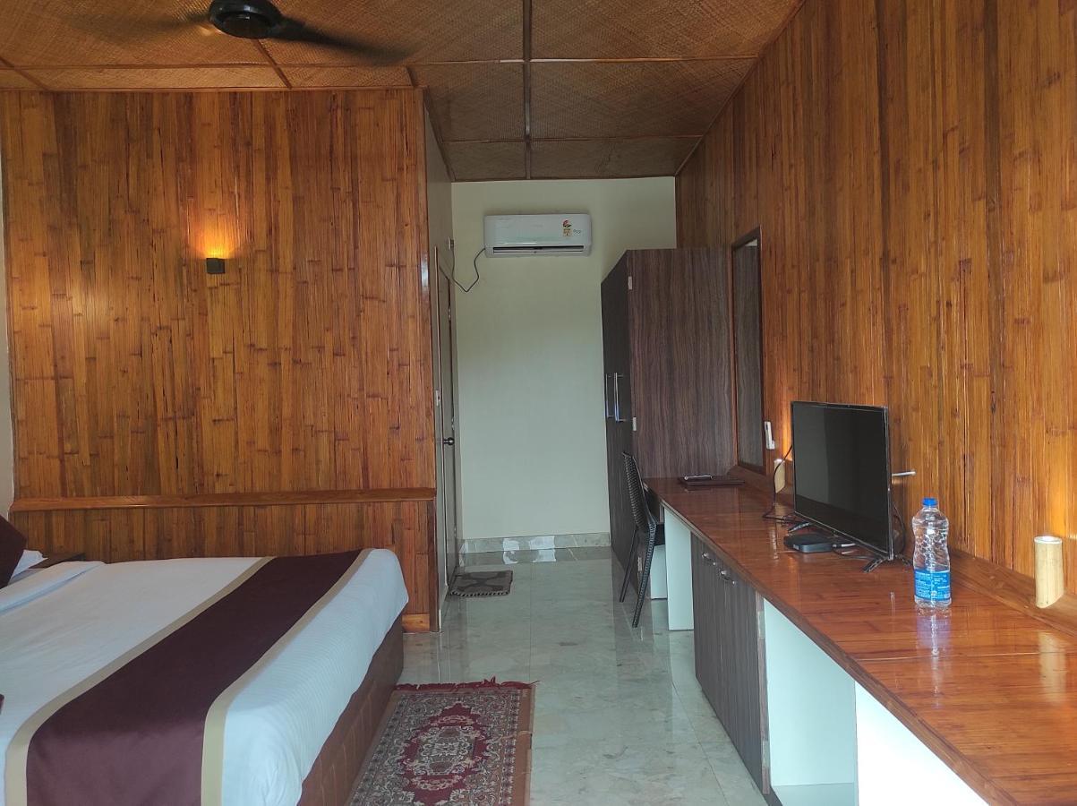 Changs Resort Kaharpara ภายนอก รูปภาพ