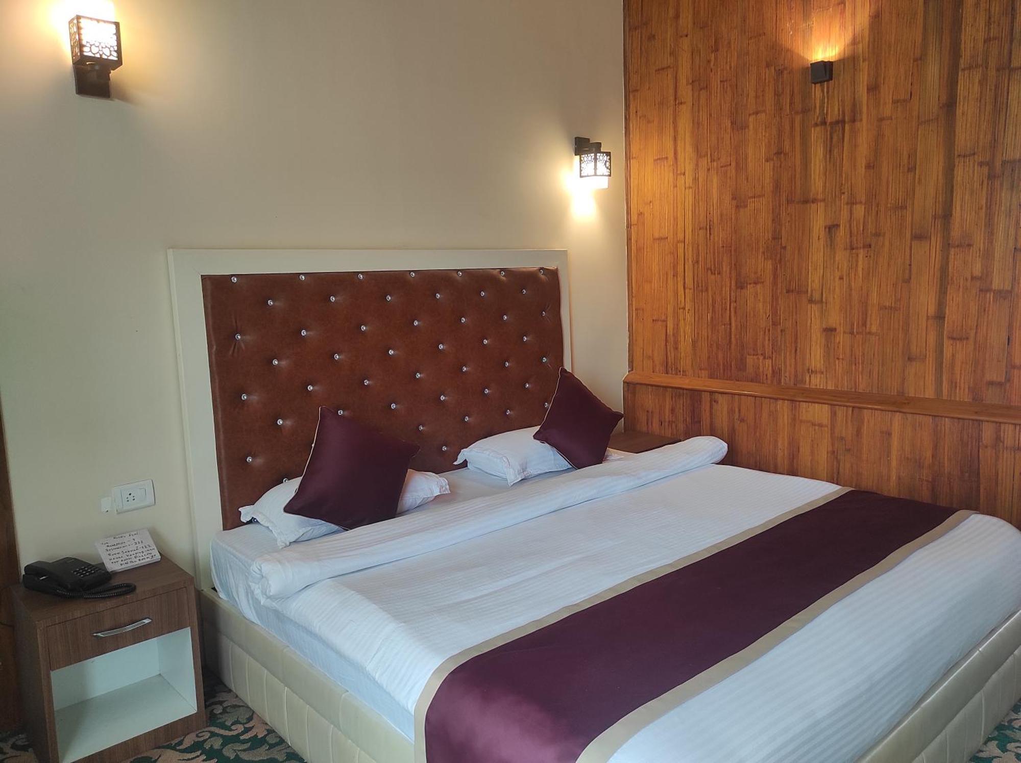 Changs Resort Kaharpara ภายนอก รูปภาพ
