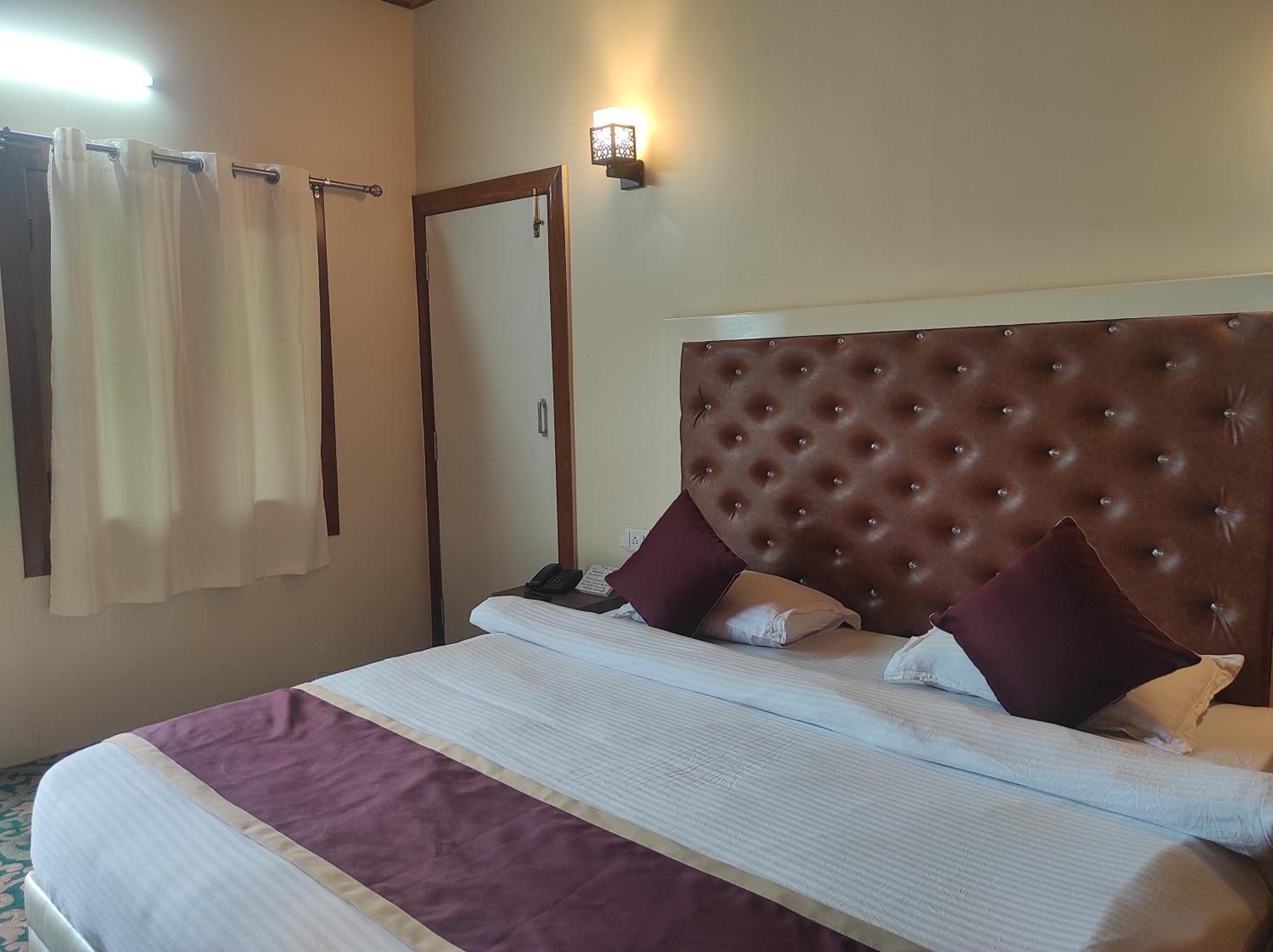 Changs Resort Kaharpara ภายนอก รูปภาพ